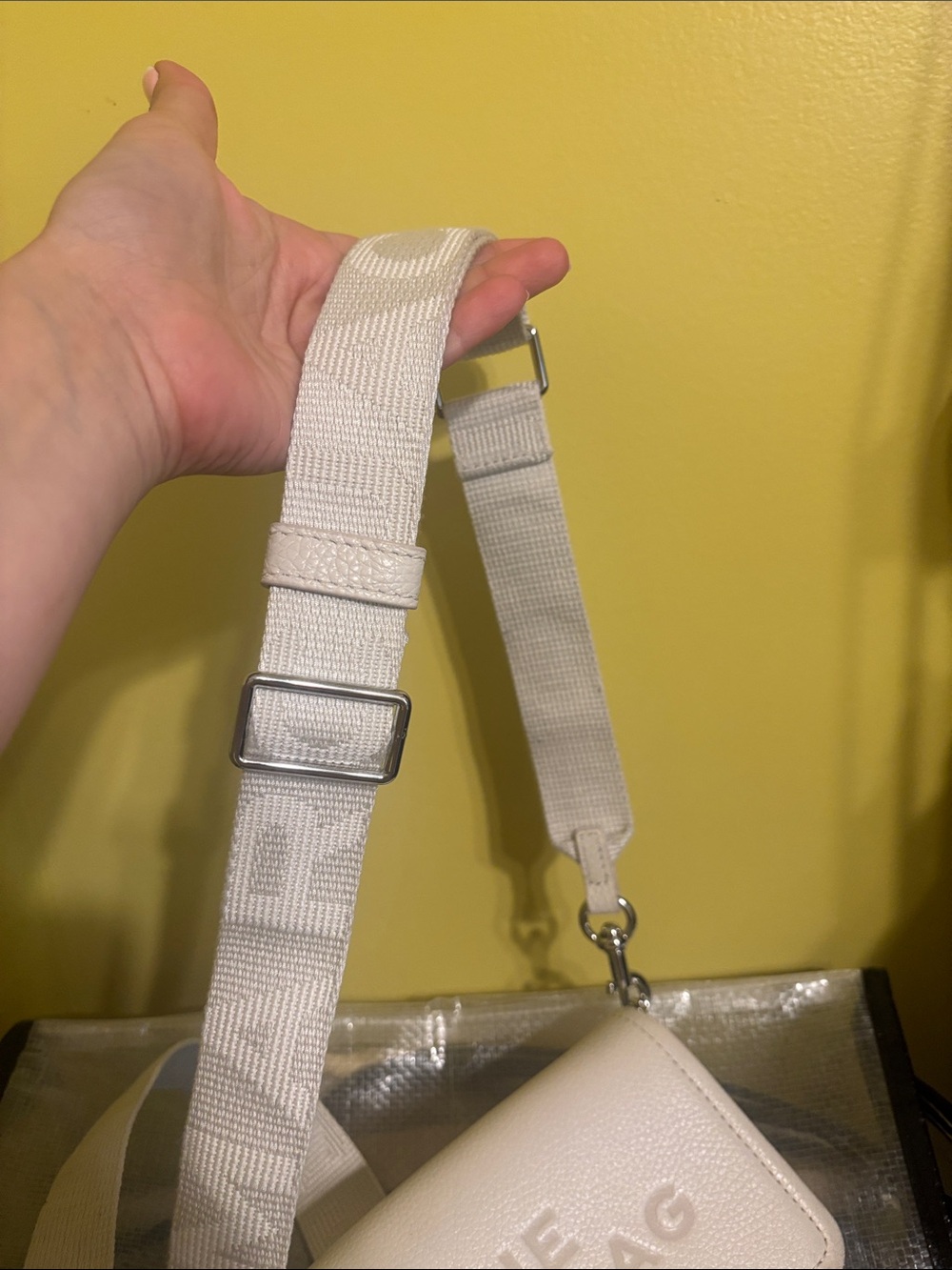 Marc Jacobs Mini Bag in Off-White with Silver Hardware - Picture 3 of 5